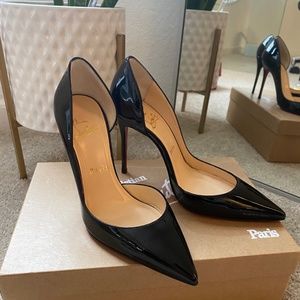 Louboutin - Iriza 100 patent black heel 36